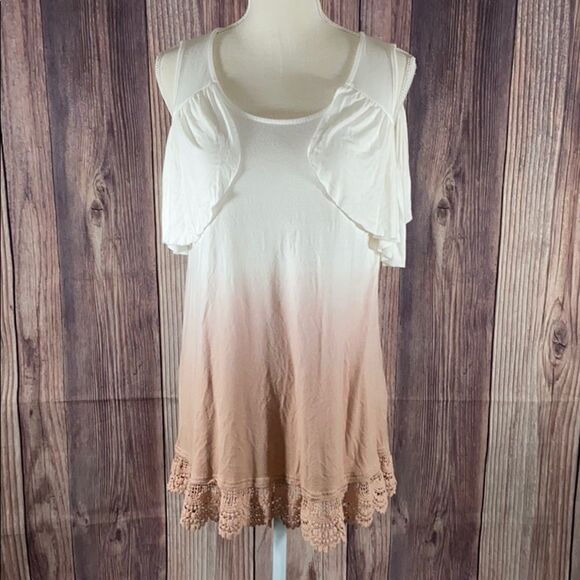 Umgee Ombré Cold Shoulder Embroidered Blouse - Picture 1 of 9